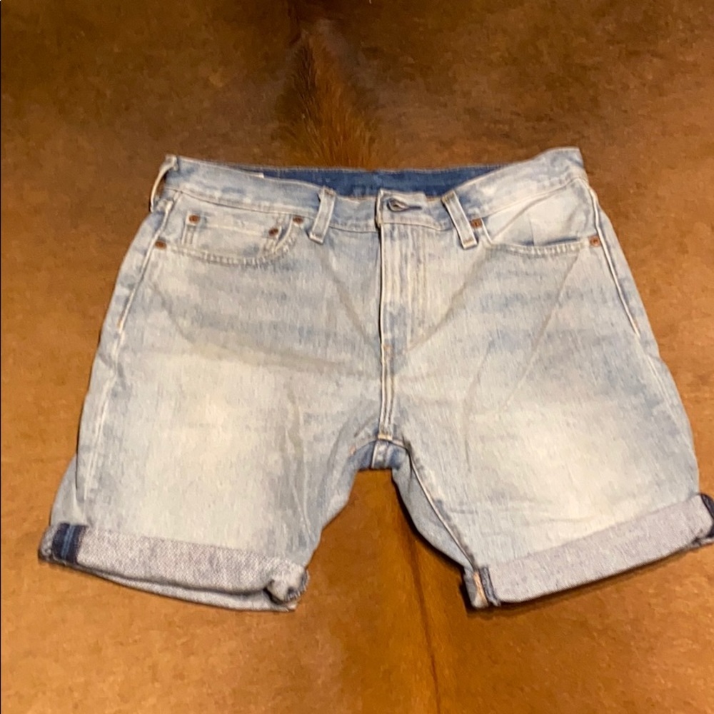 Levi’s 502 Denim Shorts Size 32